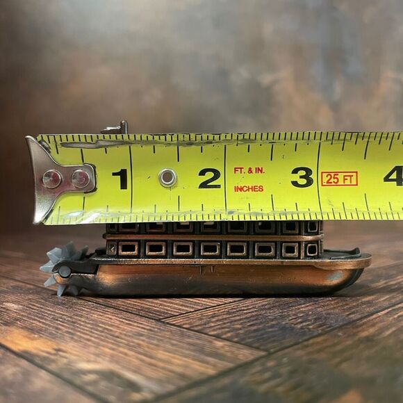 Vintage Die-Cast Steamboat Pencil Sharpener – Paddle Boat – Made in China - Picture 9 of 9